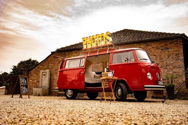 Preis & Anfrage 6 photobulli.nrw | VW Bulli mit Fotobox | Fotobulli für Hochzeit und Event mieten | Preis & Anfrage